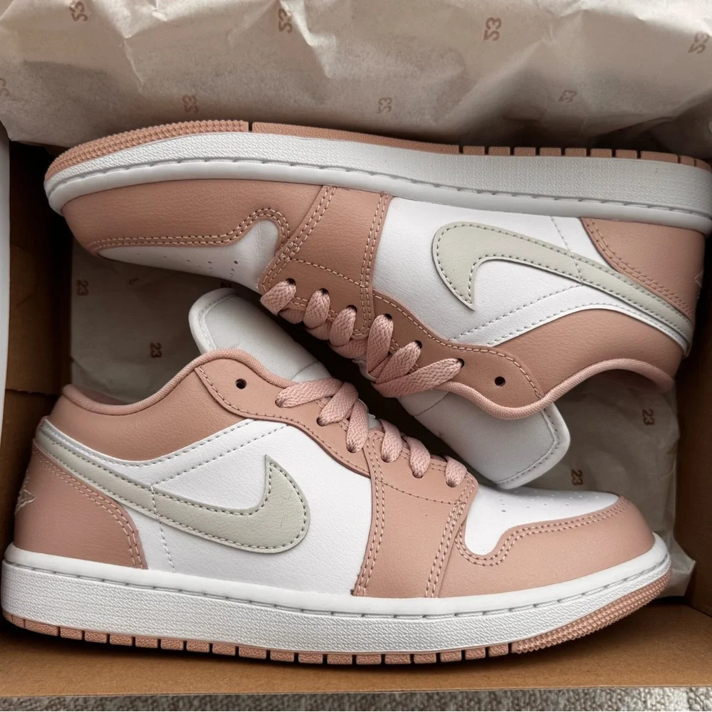 NEW Nike Jordan 1 Low (White/ Light Bone) - Picture 2 of 7
